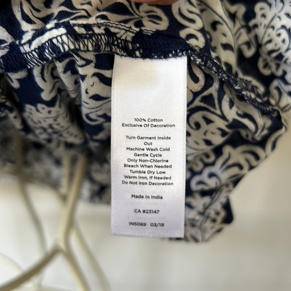 Talbots navy blue and white top - Picture 4 of 4